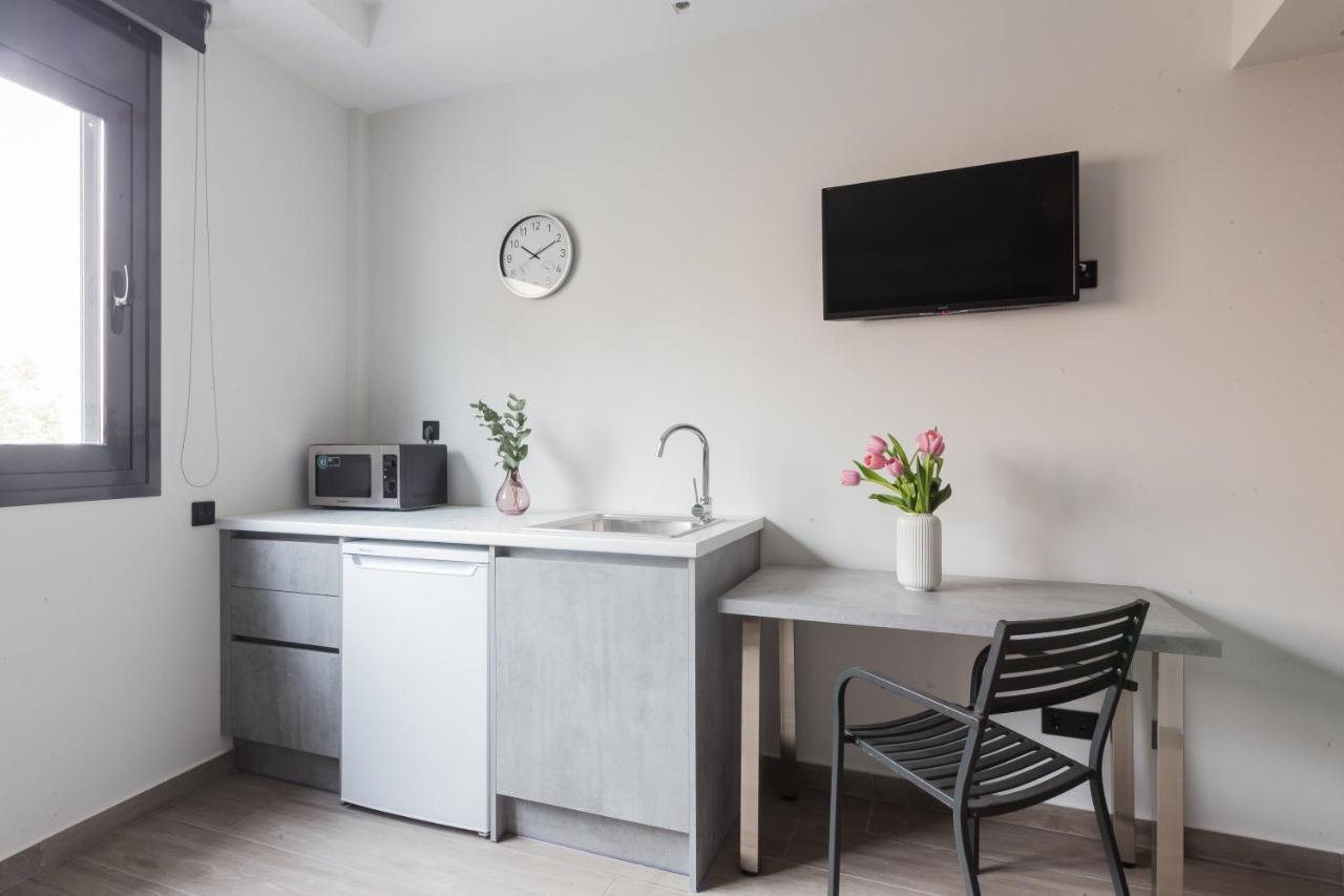 Aparthotel 12 Reasons Why Metaxourgeio Ateny Zewnętrze zdjęcie